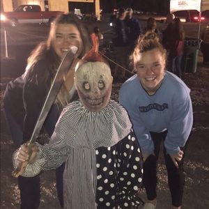 Meet your Posher, Samantha